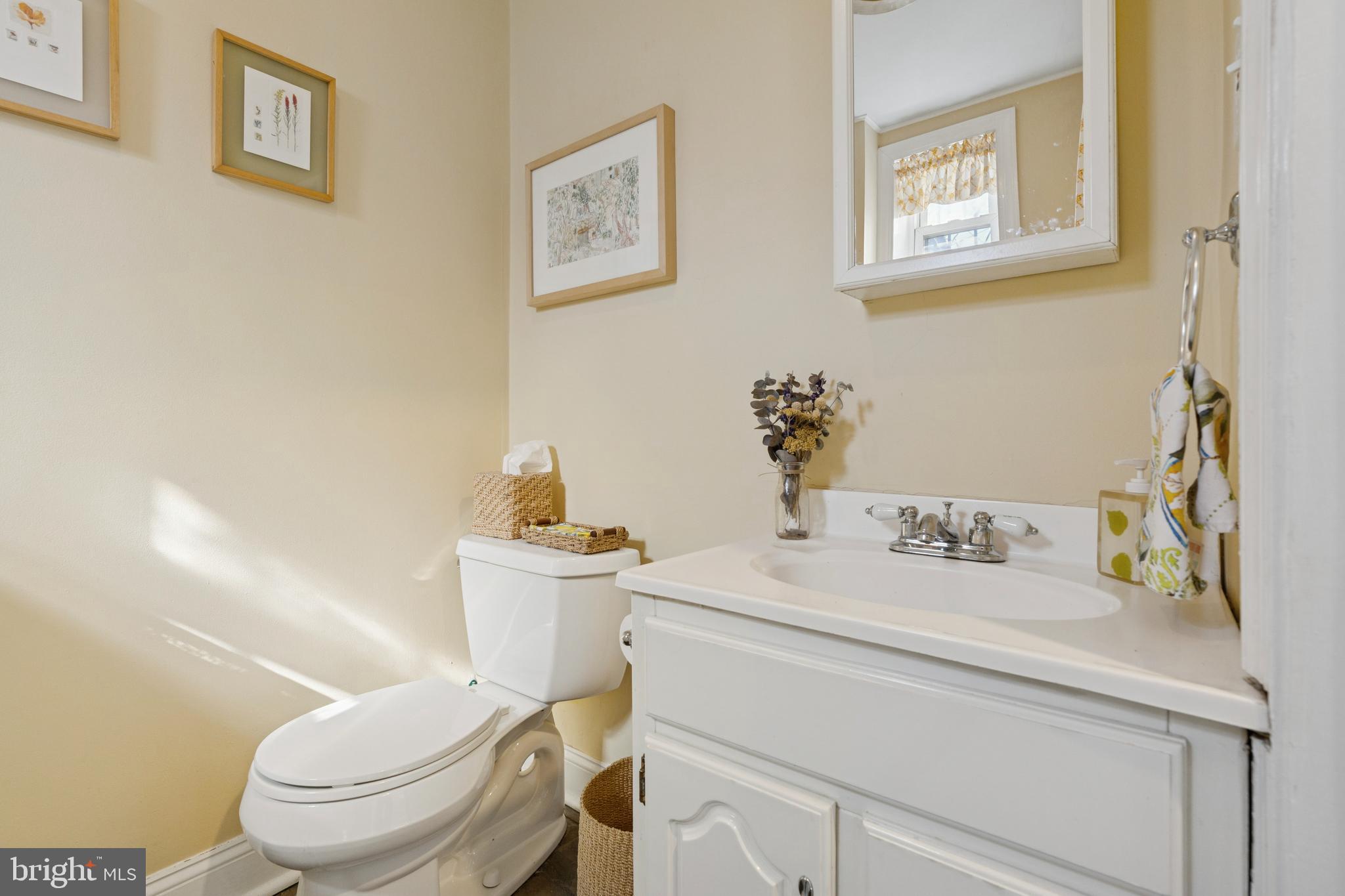 1422 Lombard Street Philadelphia, PA 19146 - Photo 19 of 37