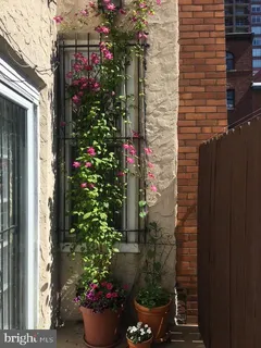 $1,250,000 | 1422 Lombard Street, Philadelphia, PA 19146