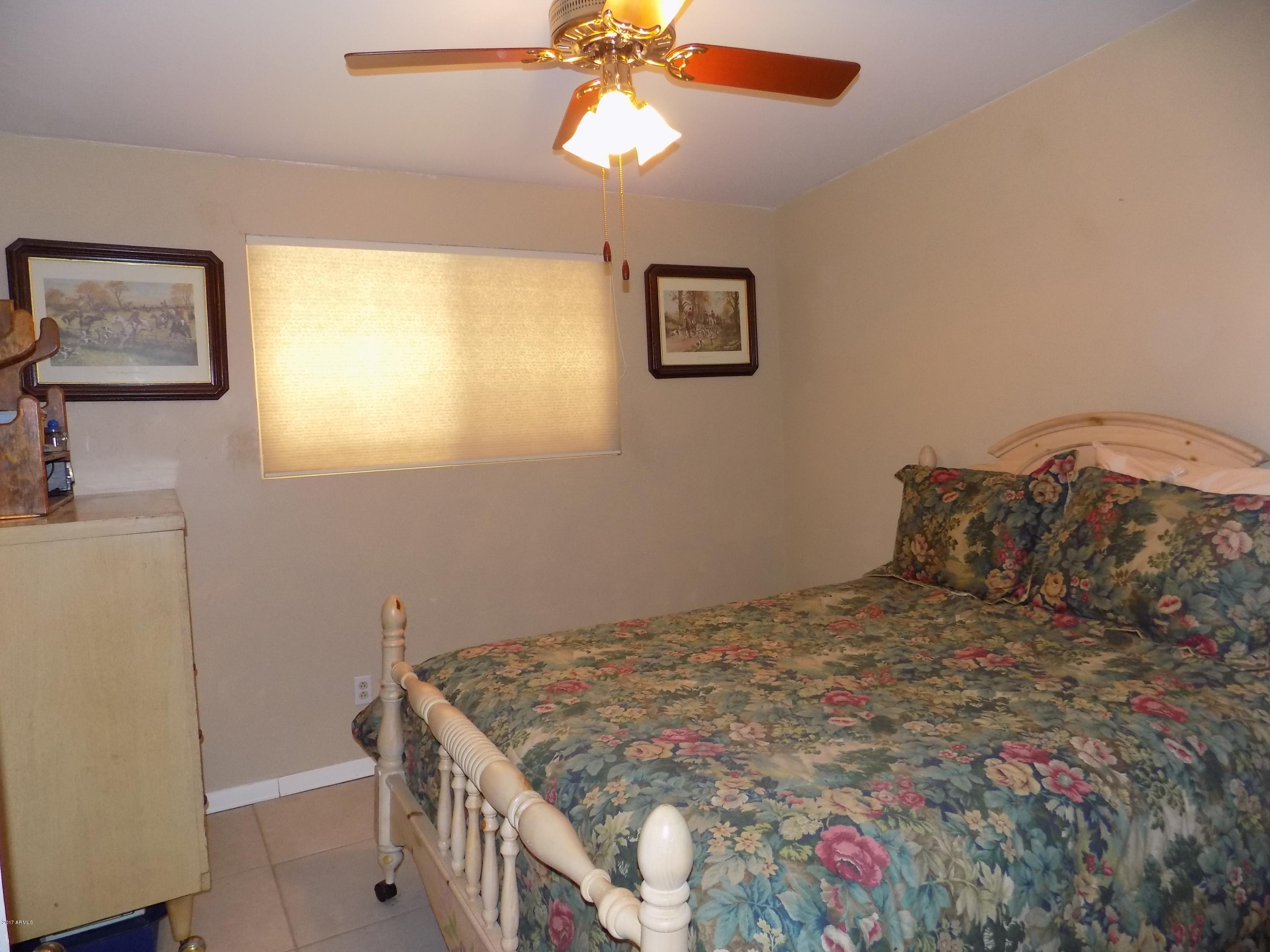 422 Hartford Road Kearny, AZ 85137 - Photo 20 of 37 Bedroom 1-1