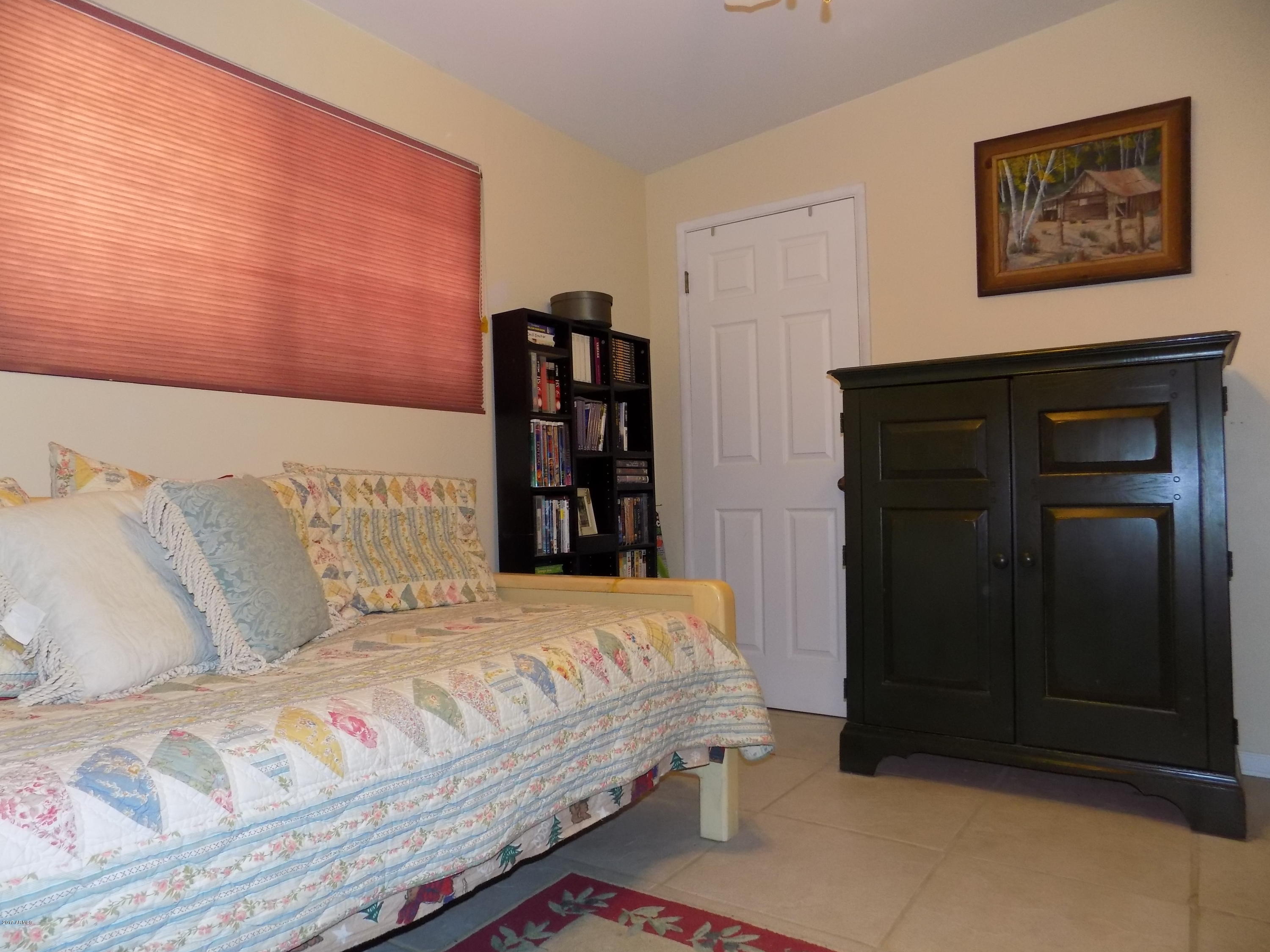 422 Hartford Road Kearny, AZ 85137 - Photo 23 of 37 Bedroom 2-2