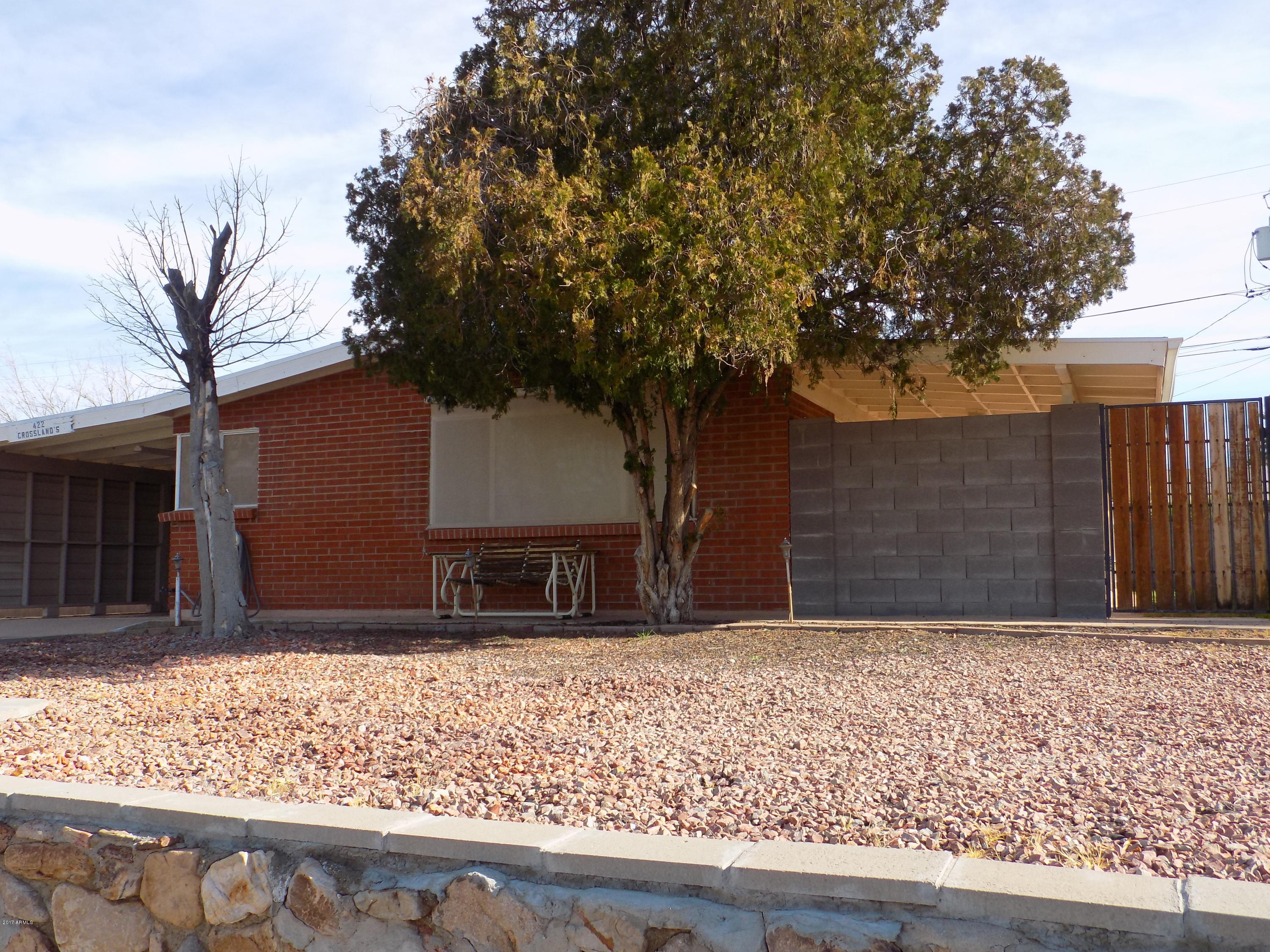422 Hartford Road Kearny, AZ 85137 - Photo 3 of 37 Front Yard 2