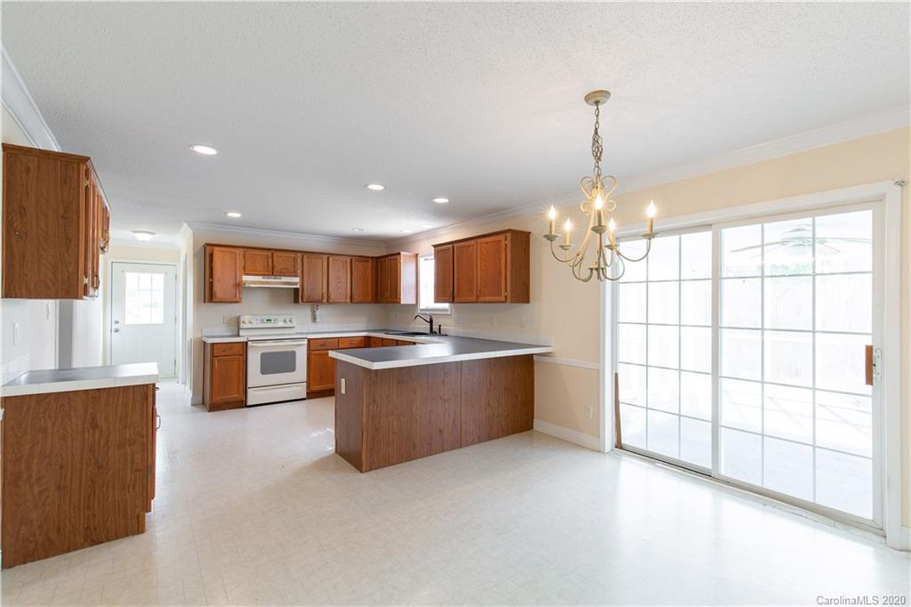 9537 Anne Taylor Road York, SC 29745 - Photo 12 of 20 Gallery Image 12