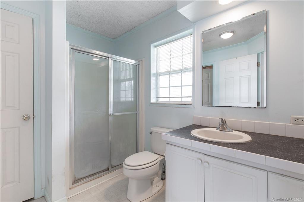 9537 Anne Taylor Road York, SC 29745 - Photo 8 of 20 Gallery Image 8