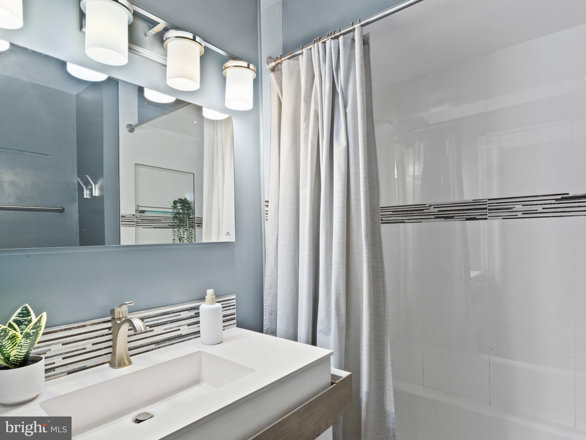 1128 Columbia Road Northwest, Unit 1 Washington, DC 20009 - Photo 29 of 42 Gallery Image 29