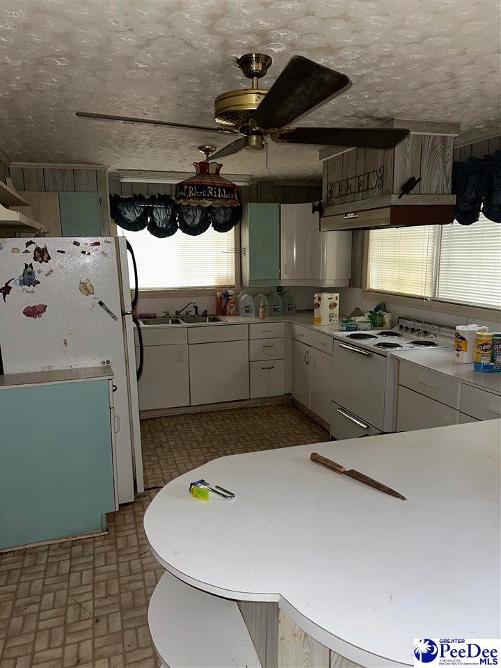 331 Lookout Court Marion, SC 29571 - Photo 3 of 6 Gallery Image 3