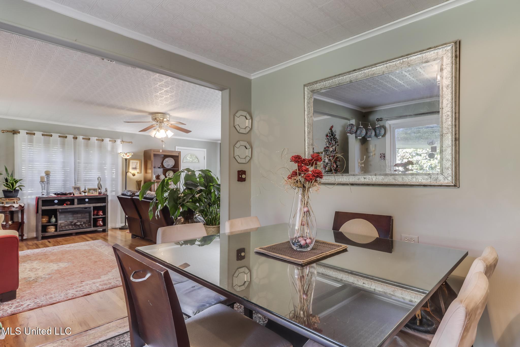 14160 John Clark Road Gulfport, MS 39503 - Photo 11 of 29 Dining