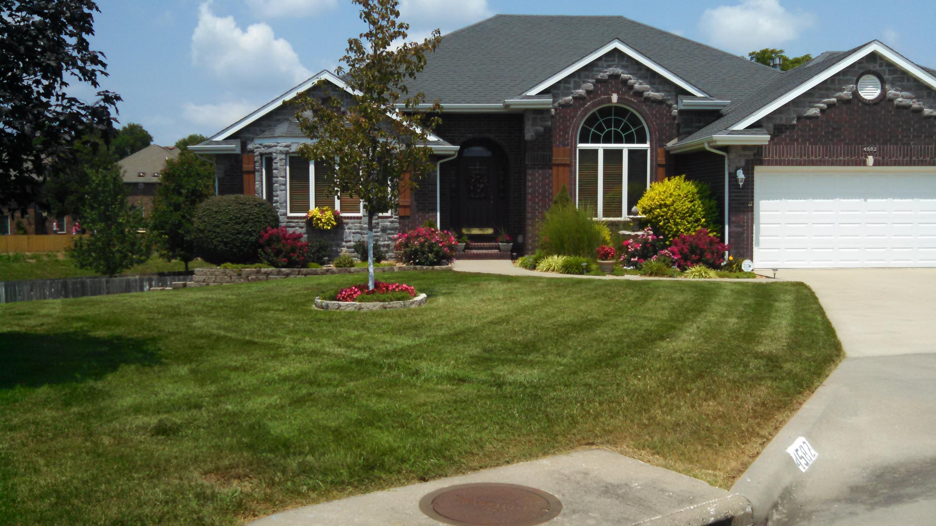 4582 South Forest Avenue Springfield, MO 65810 - Photo 1 of 1 ml4