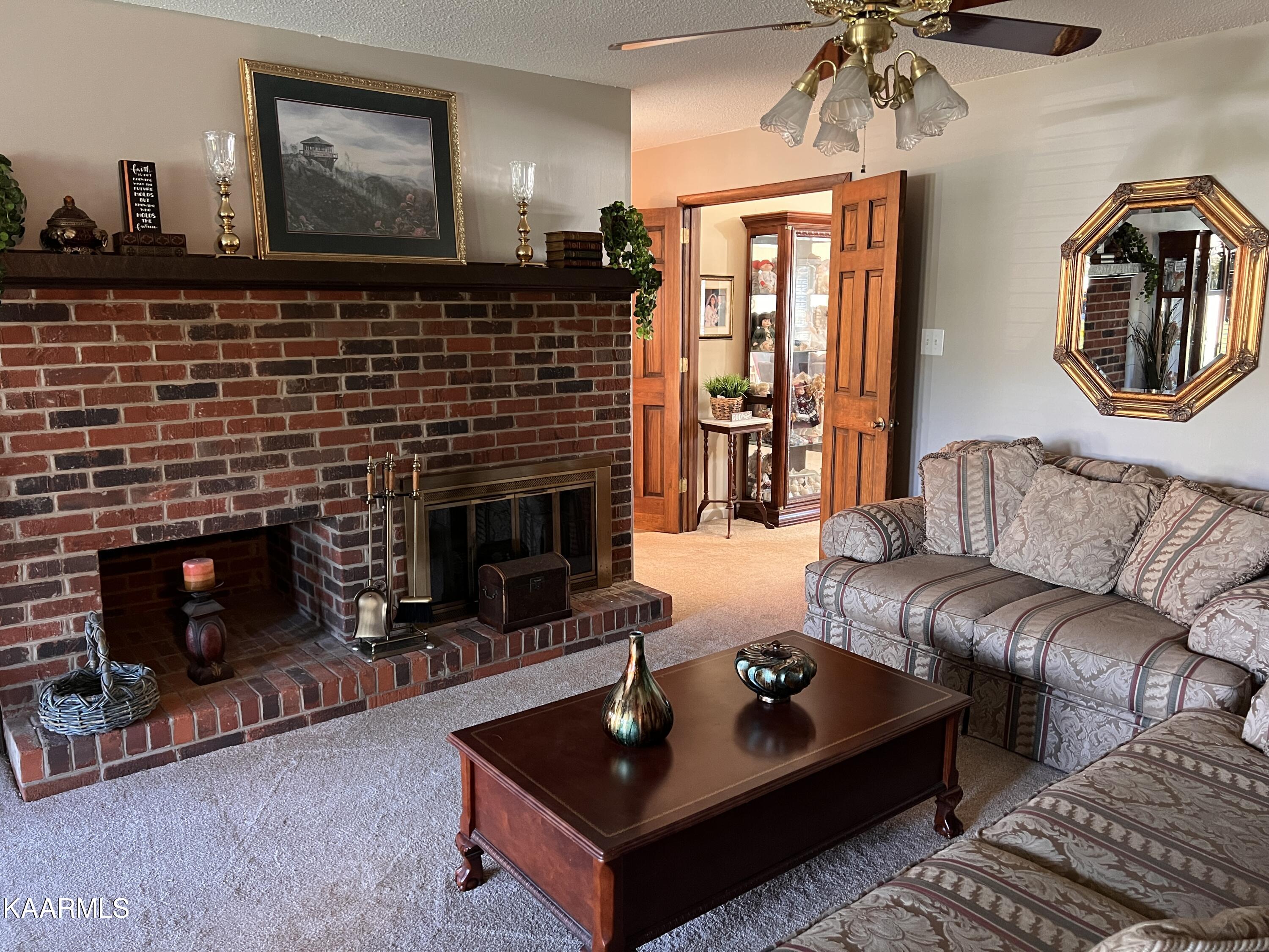 7244 Deville Way Powell, TN 37849 - Photo 14 of 27 D63293DE-F909-4708-8E4B-2CD297E66600