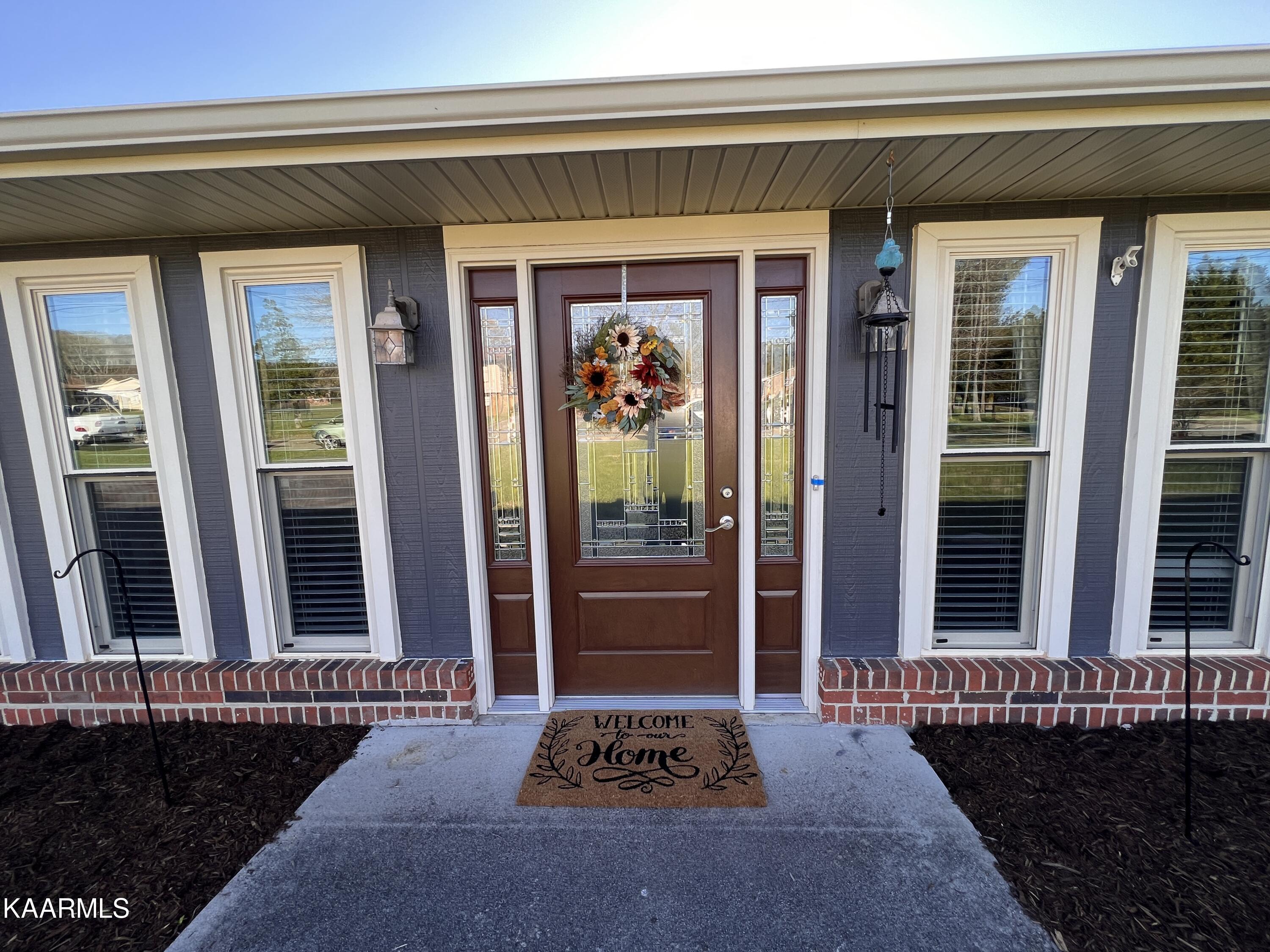 7244 Deville Way Powell, TN 37849 - Photo 3 of 27 3DF3F6D8-5CD4-47BB-907C-F748D898BCD3