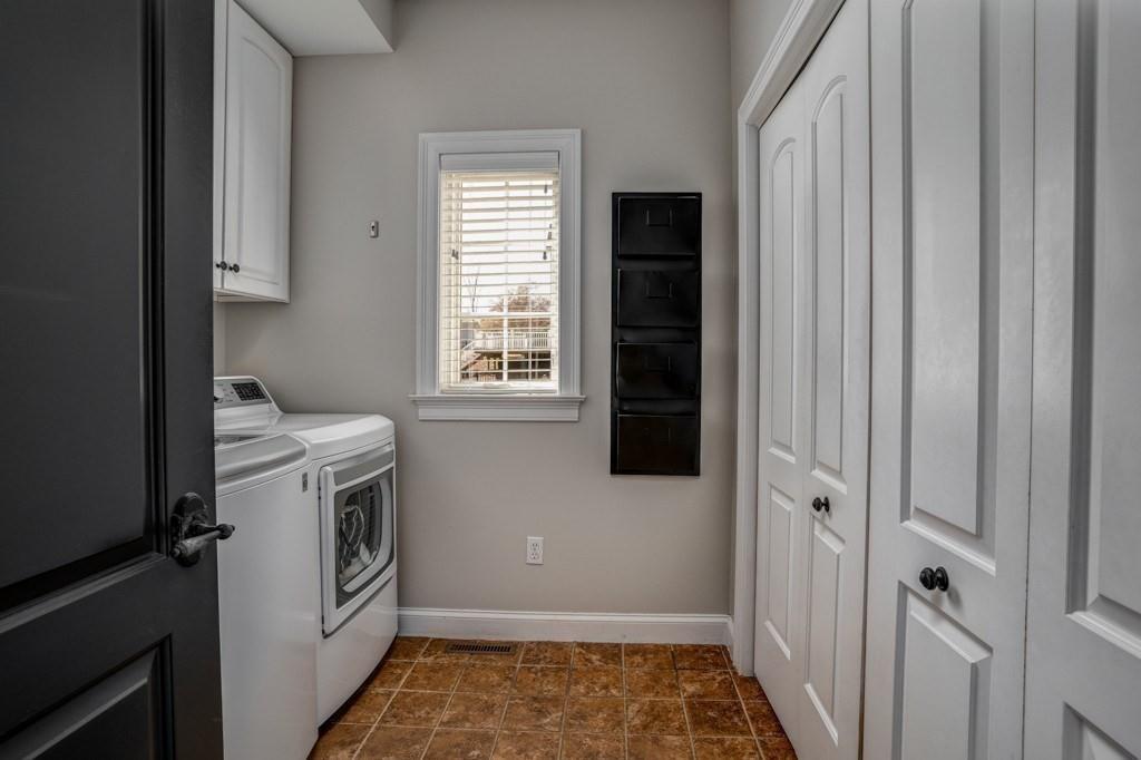 63 Orchard Road East Longmeadow, MA 01028 - Photo 20 of 40 Gallery Image 20