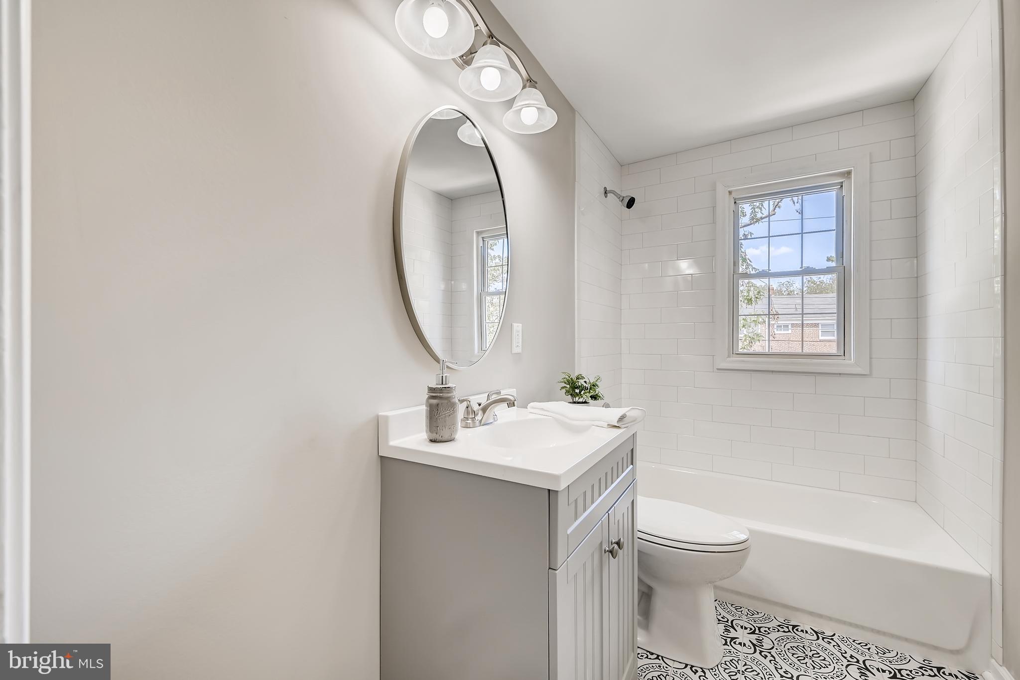 1552 Clairidge Road Baltimore, MD 21207 - Photo 15 of 28