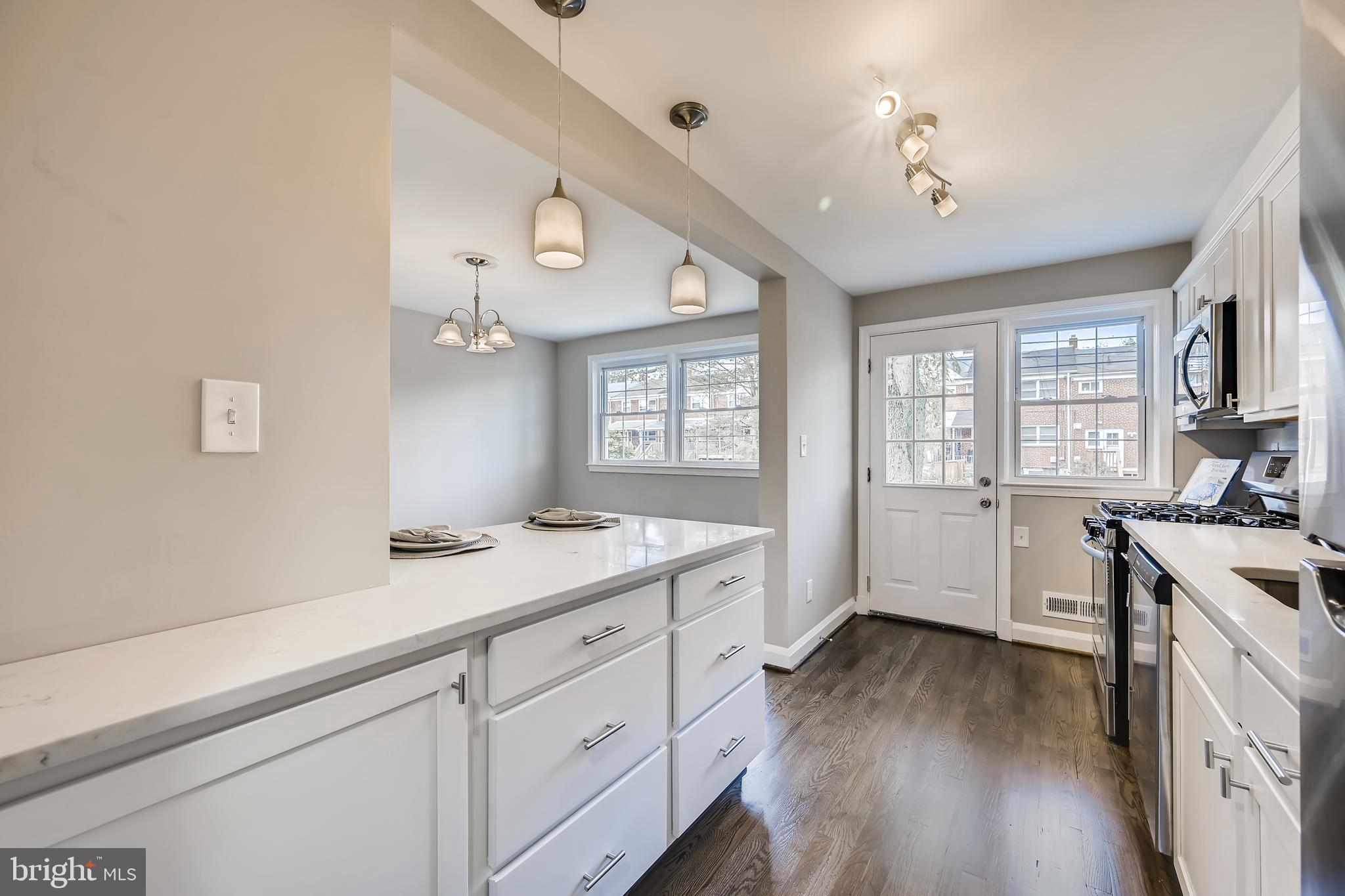 1552 Clairidge Road Baltimore, MD 21207 - Photo 10 of 28