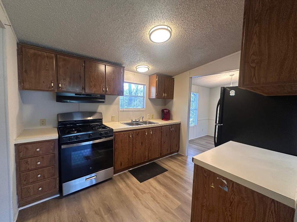 302 Lone Star Road, Unit B Bastrop, TX 78602 - Photo 5 of 17