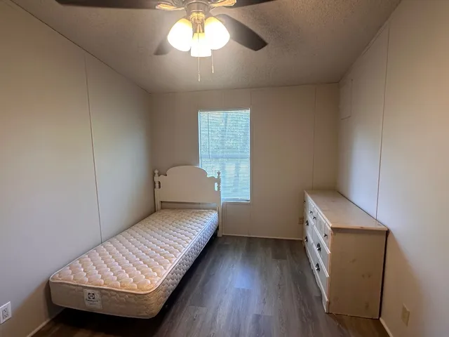 $1,400 | 302 Lone Star Road, Unit C, Bastrop, TX 78602