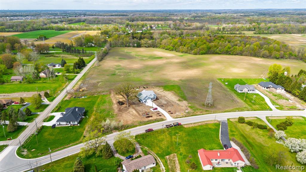 54083 Fairchild Road Macomb, MI 48042 - Photo 3 of 6 Gallery Image 3