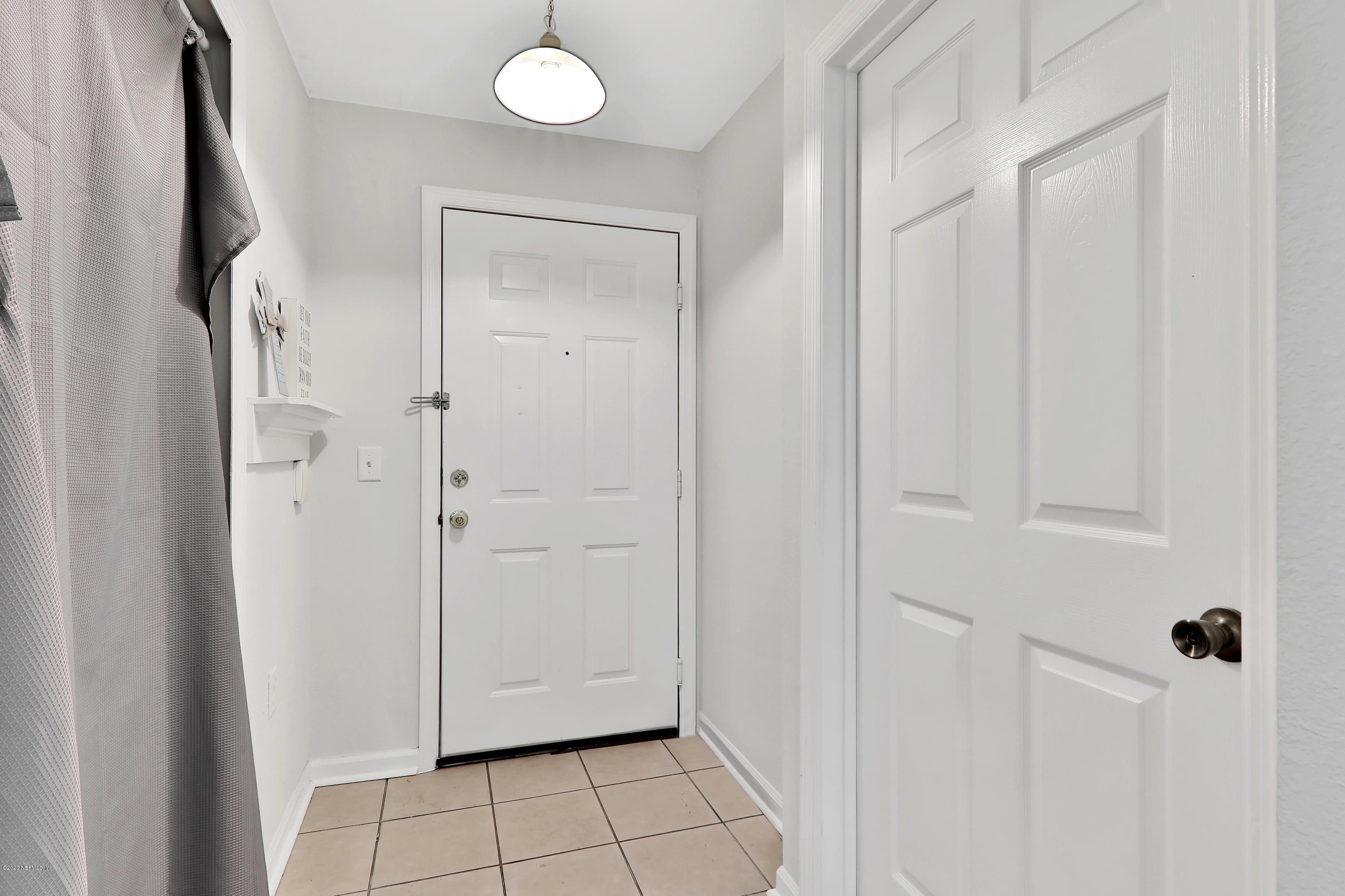 8550 Touchton Road, Unit 514 Jacksonville, FL 32216 - Photo 4 of 18 Entry Way