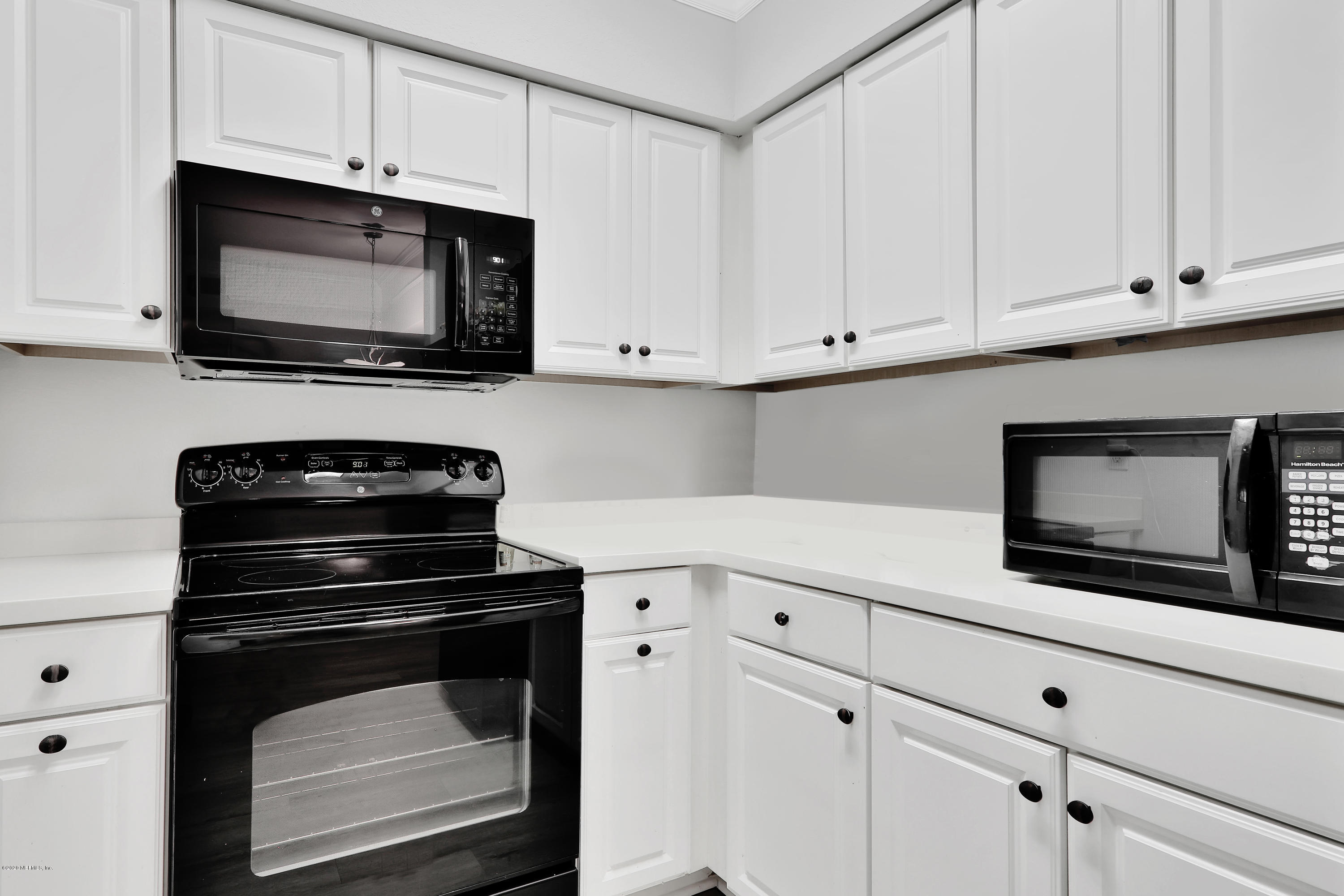 8550 Touchton Road, Unit 514 Jacksonville, FL 32216 - Photo 5 of 18 Kitchen