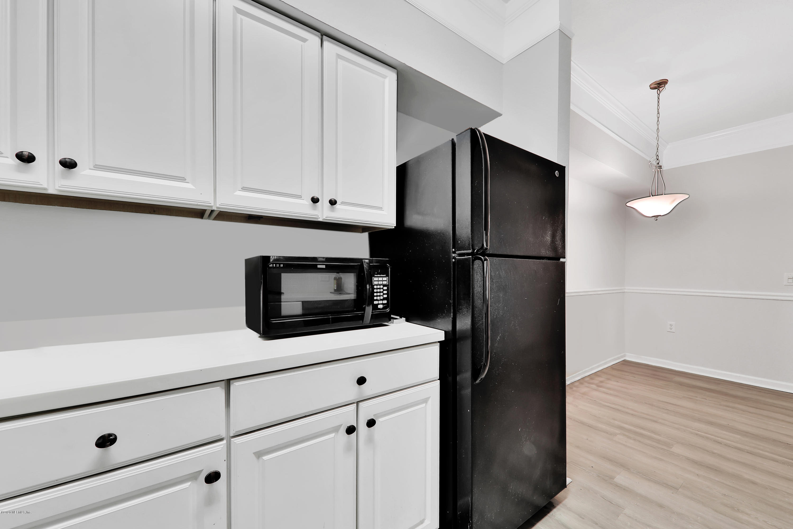 8550 Touchton Road, Unit 514 Jacksonville, FL 32216 - Photo 7 of 18 Kitchen