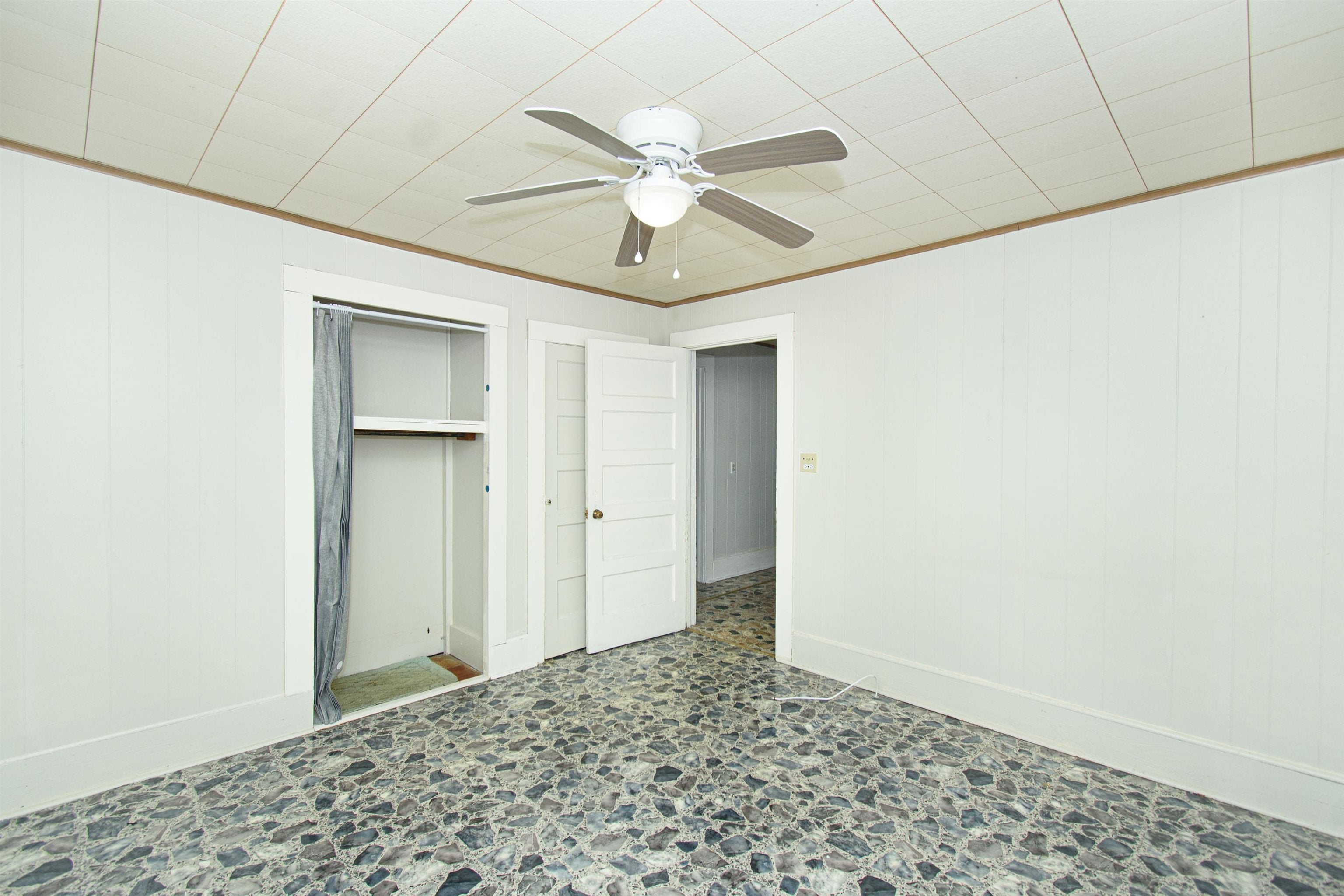 2904 Mt Olivet Road Pulaski, VA 24301 - Photo 17 of 42 Gallery Image 17