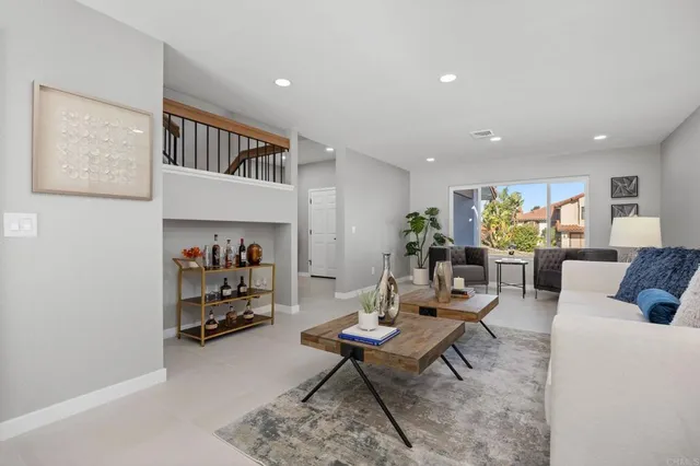 $1,799,000 | 2755 Victoria Avenue, Carlsbad, CA 92010