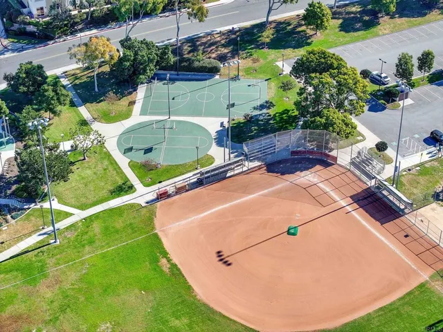 $1,799,000 | 2755 Victoria Avenue, Carlsbad, CA 92010