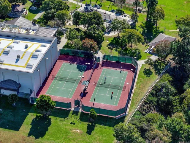 $1,799,000 | 2755 Victoria Avenue, Carlsbad, CA 92010