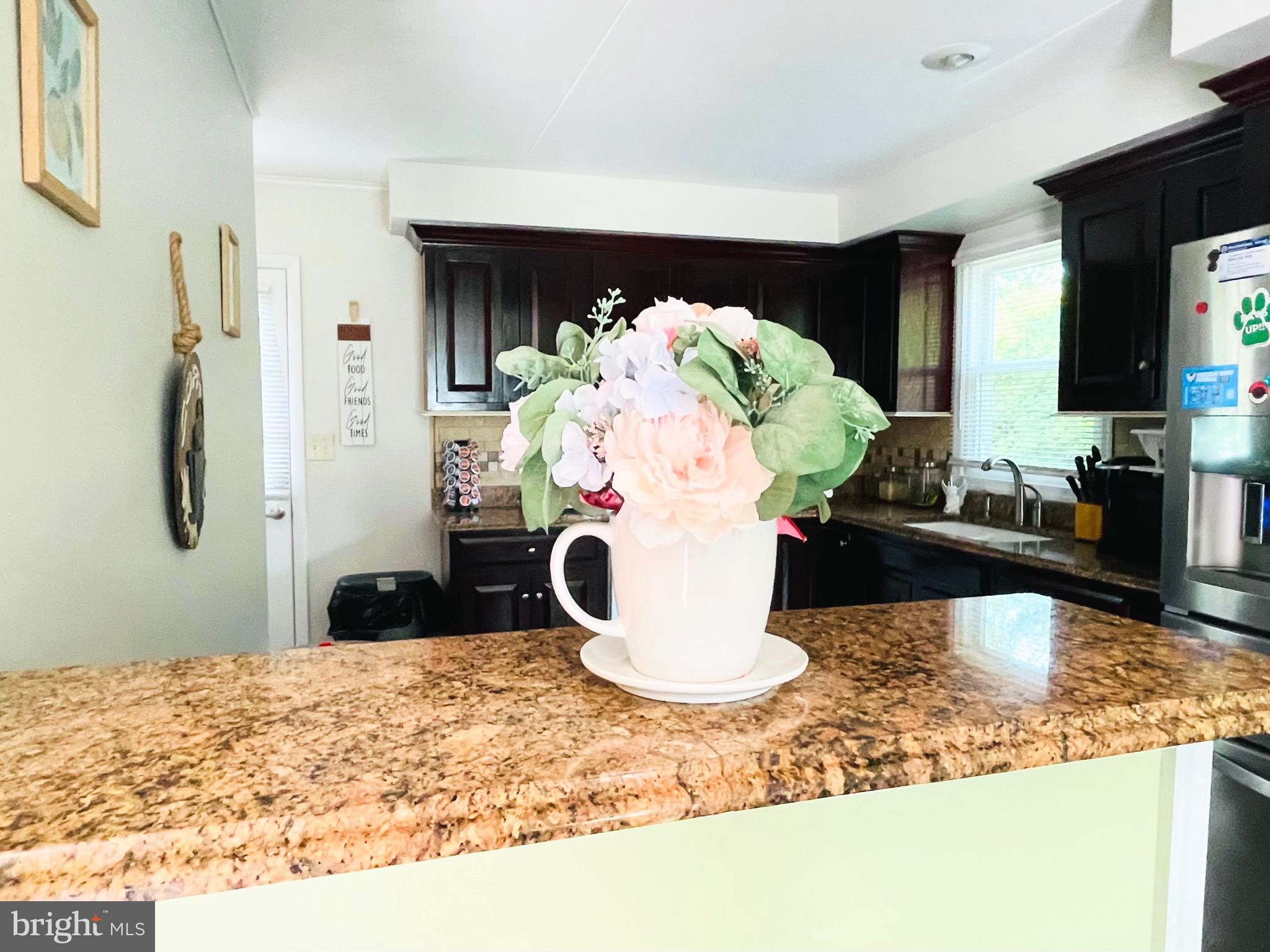 24 Cedarmere Road Owings Mills, MD 21117 - Photo 5 of 10 Breakfast Bar