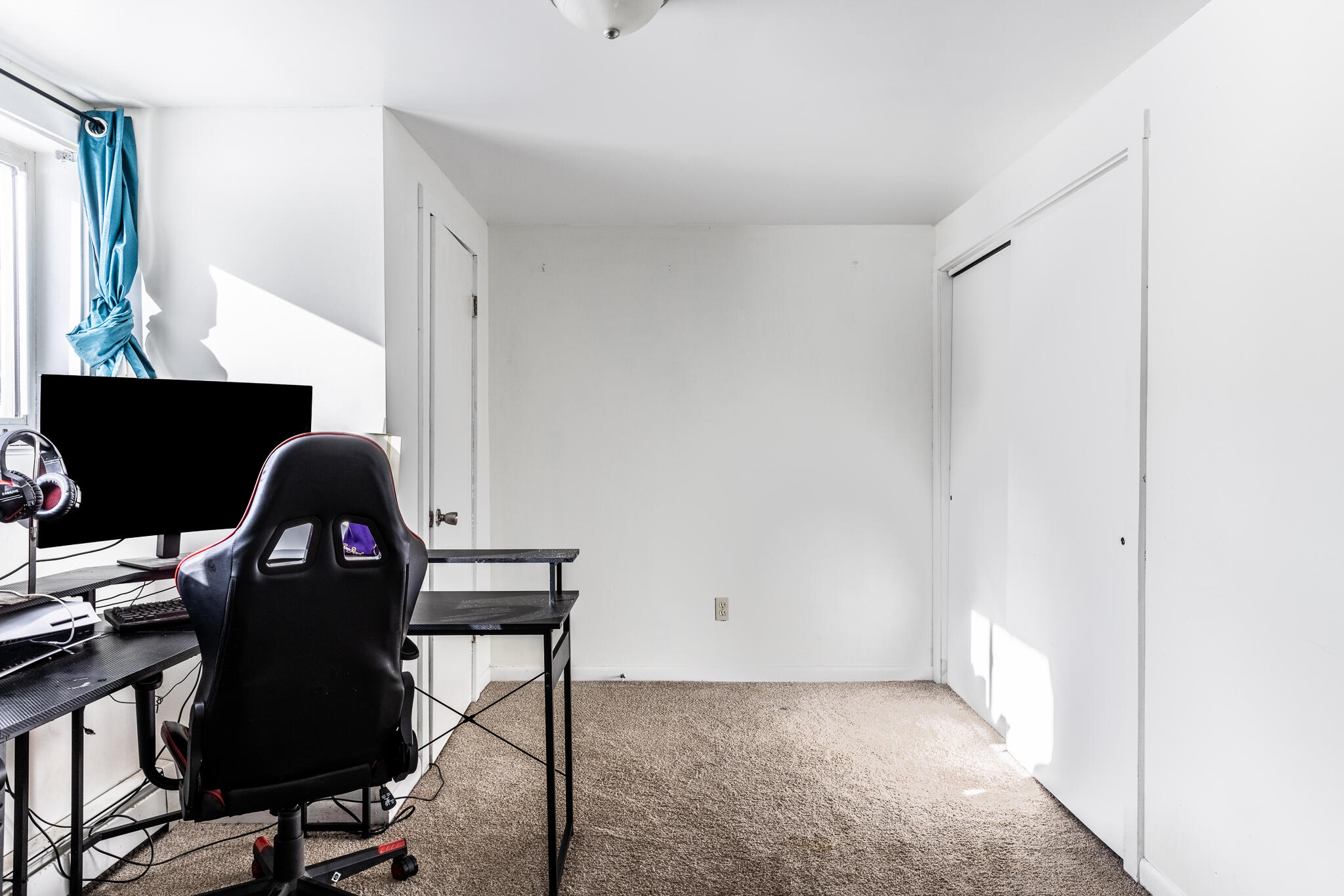 1392 Carmel Road North Hampden, ME 04444 - Photo 23 of 35 Carmel Rd Interiors-7