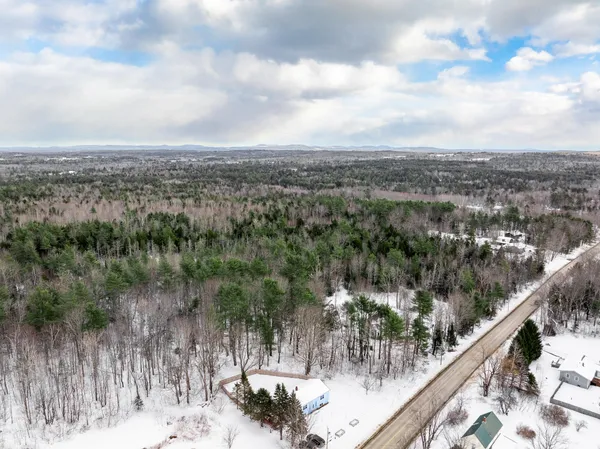$329,000 | 1392 Carmel Road North, Hampden, ME 04444
