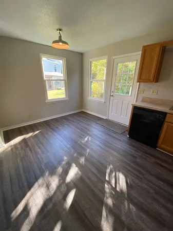 $950 | 102 Kingsbury Court, Unit A, Clarksville, TN 37040