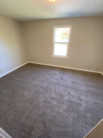 $995 | 102 Kingsbury Court, Unit A, Clarksville, TN 37040