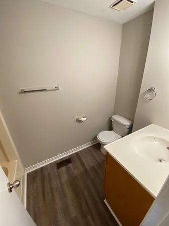 $950 | 102 Kingsbury Court, Unit A, Clarksville, TN 37040