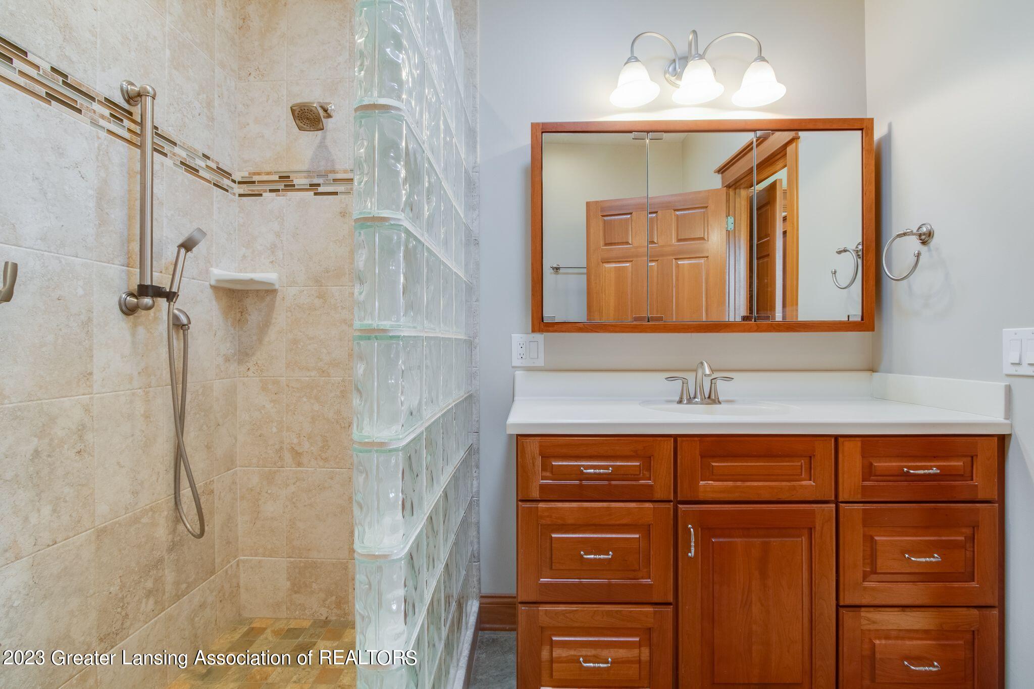 4600 East Clark Road Bath, MI 48808 - Photo 23 of 37 Primary Bathroom