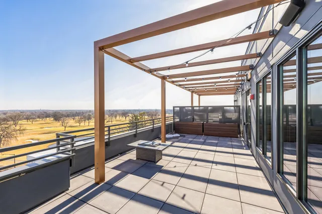 $6,152 | 4917 Eden Avenue, Unit 718, Edina, MN 55424