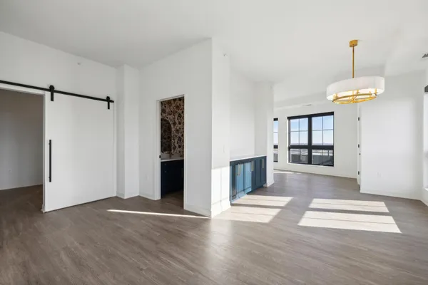 $6,152 | 4917 Eden Avenue, Unit 718, Edina, MN 55424