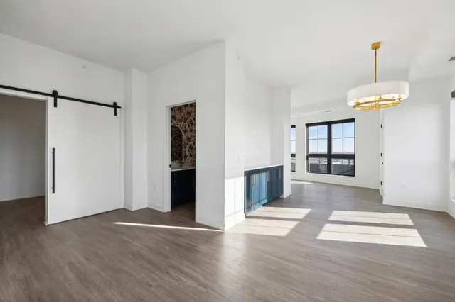 $6,152 | 4917 Eden Avenue, Unit 718, Edina, MN 55424