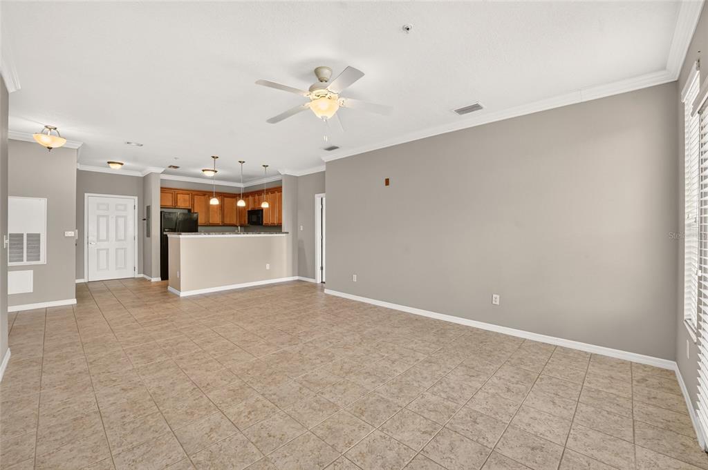 1185 Southwest 9th Road, Unit 409 Gainesville, FL 32601 - Photo 8 of 25 Gallery Image 8