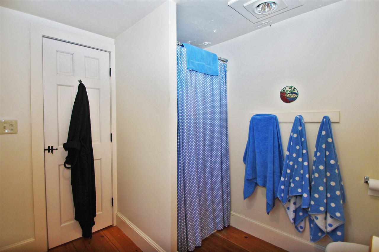 8 Little John Road Durham, NH 03824 - Photo 22 of 40
