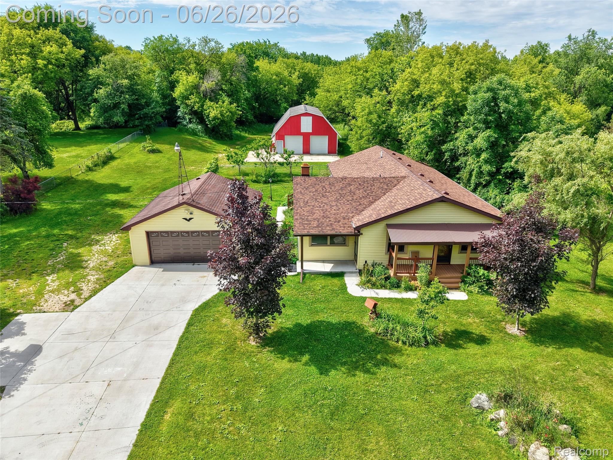 5366 E Mt Morris Rd 01.jpg
