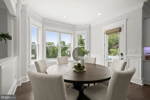 $2,795,000 | 11000 Luxmanor Road, North Bethesda, MD 20852