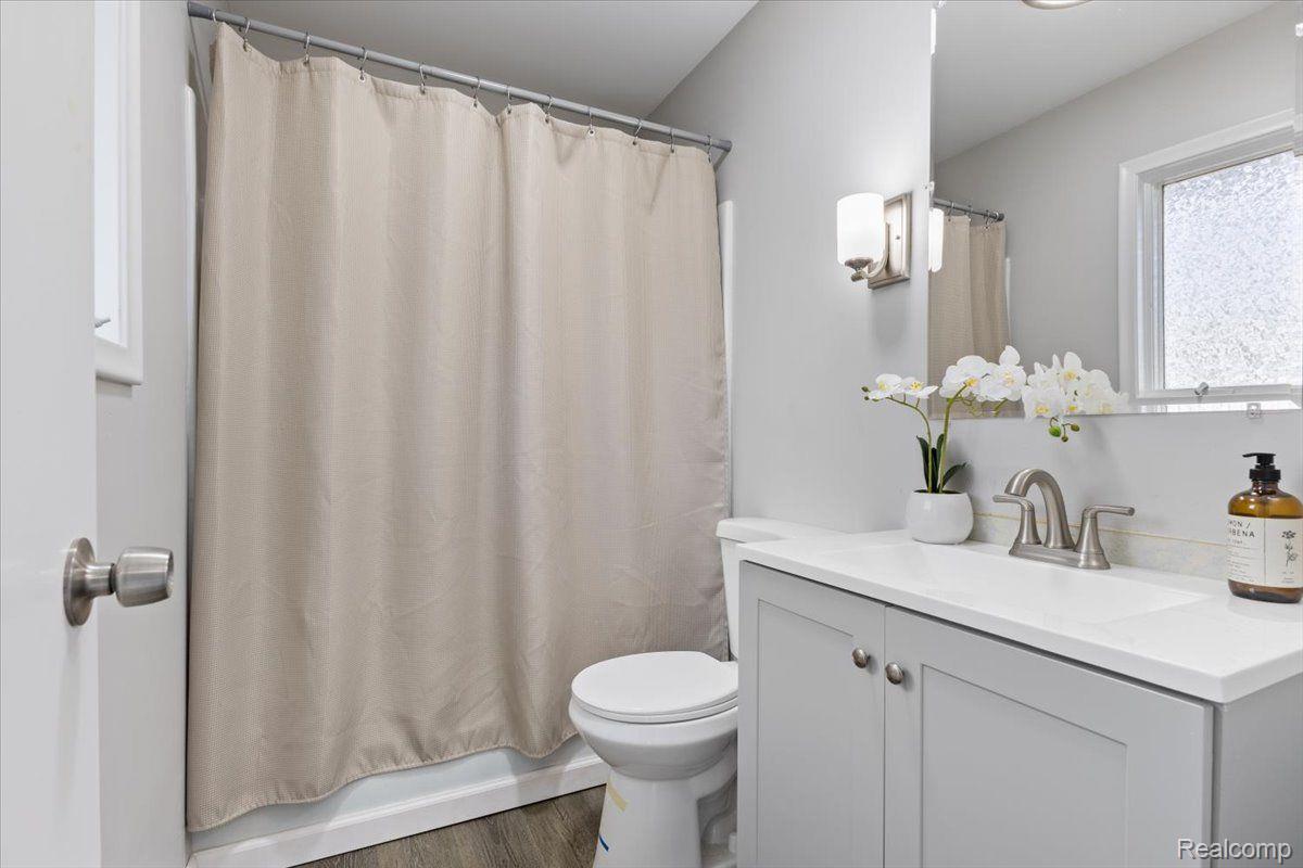 4800 North Burkhart Road Howell, MI 48855 - Photo 23 of 35 Gallery Image 23