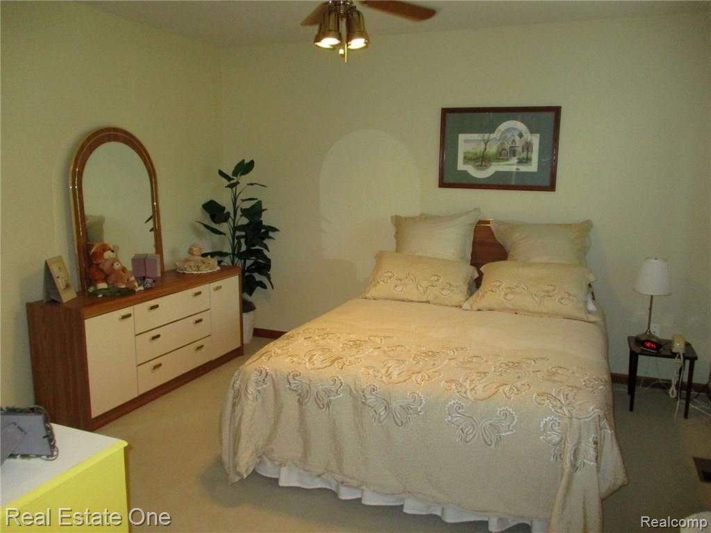 1991 Edgemont Court Rochester Hills, MI 48306 - Photo 32 of 57