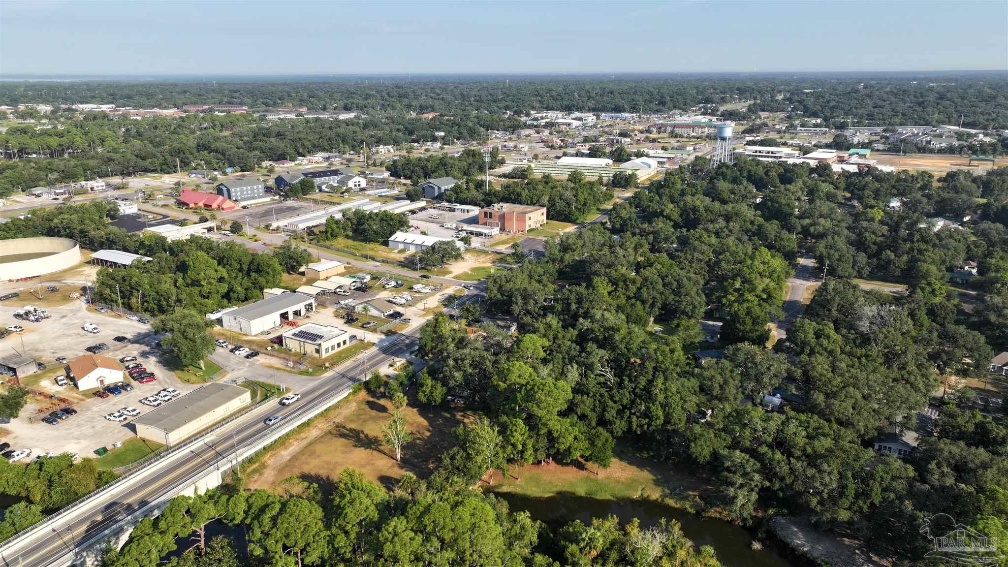 610 South Old Corry Field Road Pensacola, FL 32507 - Photo 11 of 72