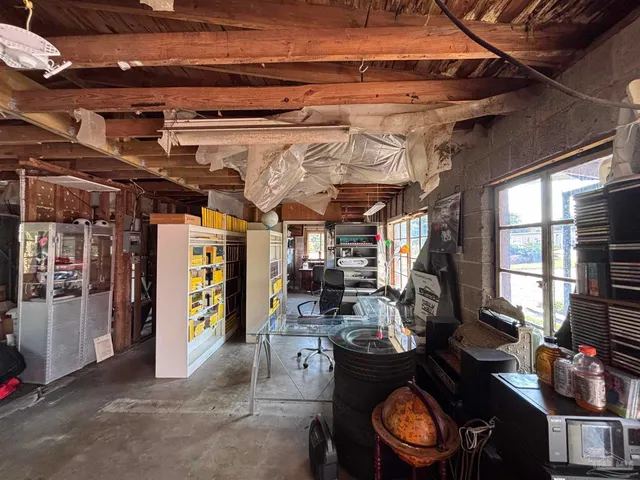 $389,000 | 610 South Old Corry Field Road, Pensacola, FL 32507