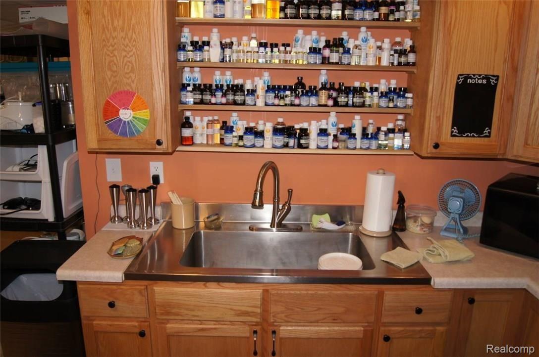 2312 Imlay City Road Lapeer, MI 48446 - Photo 23 of 33 DSC00584.JPG