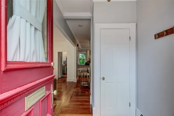 $8,000 | 7 Division Street, Newport, RI 02840