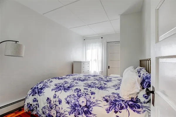 $8,000 | 7 Division Street, Newport, RI 02840