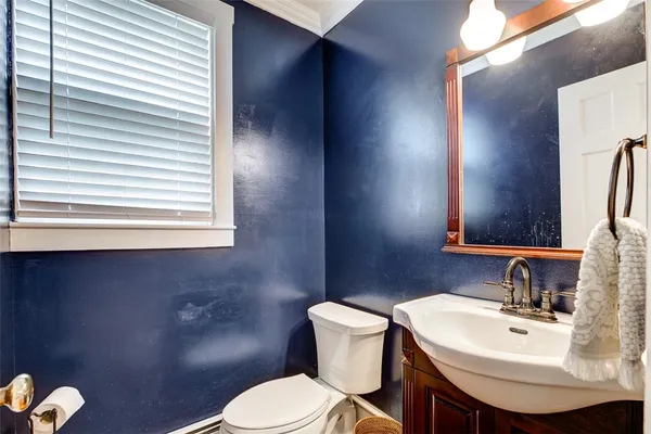 $8,000 | 7 Division Street, Newport, RI 02840