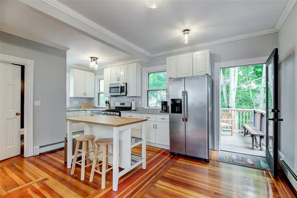 $8,000 | 7 Division Street, Newport, RI 02840