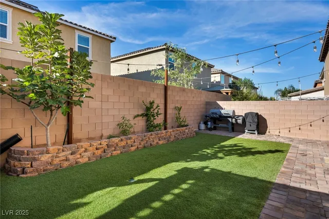 $525,000 | 10283 Massachusetts Lane, Las Vegas, NV 89141